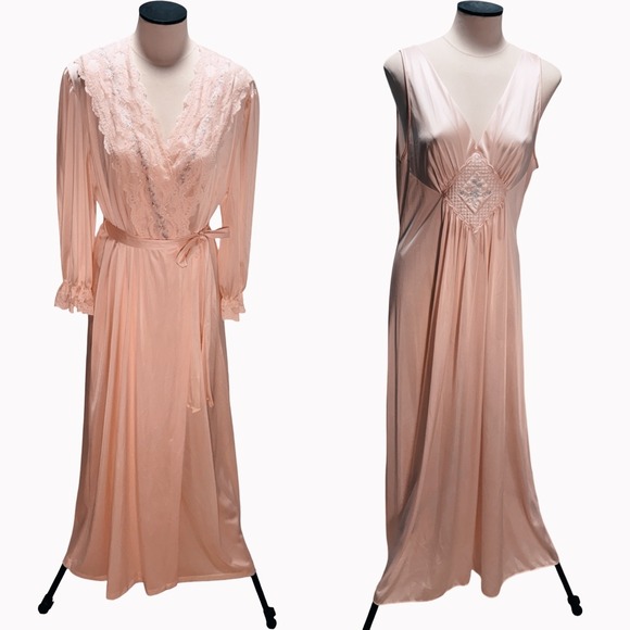 Vanity Fair Other - Vintage Vanity Fair Soft Pink Lace Peignoir Set Nightgown & Robe Nylon Large